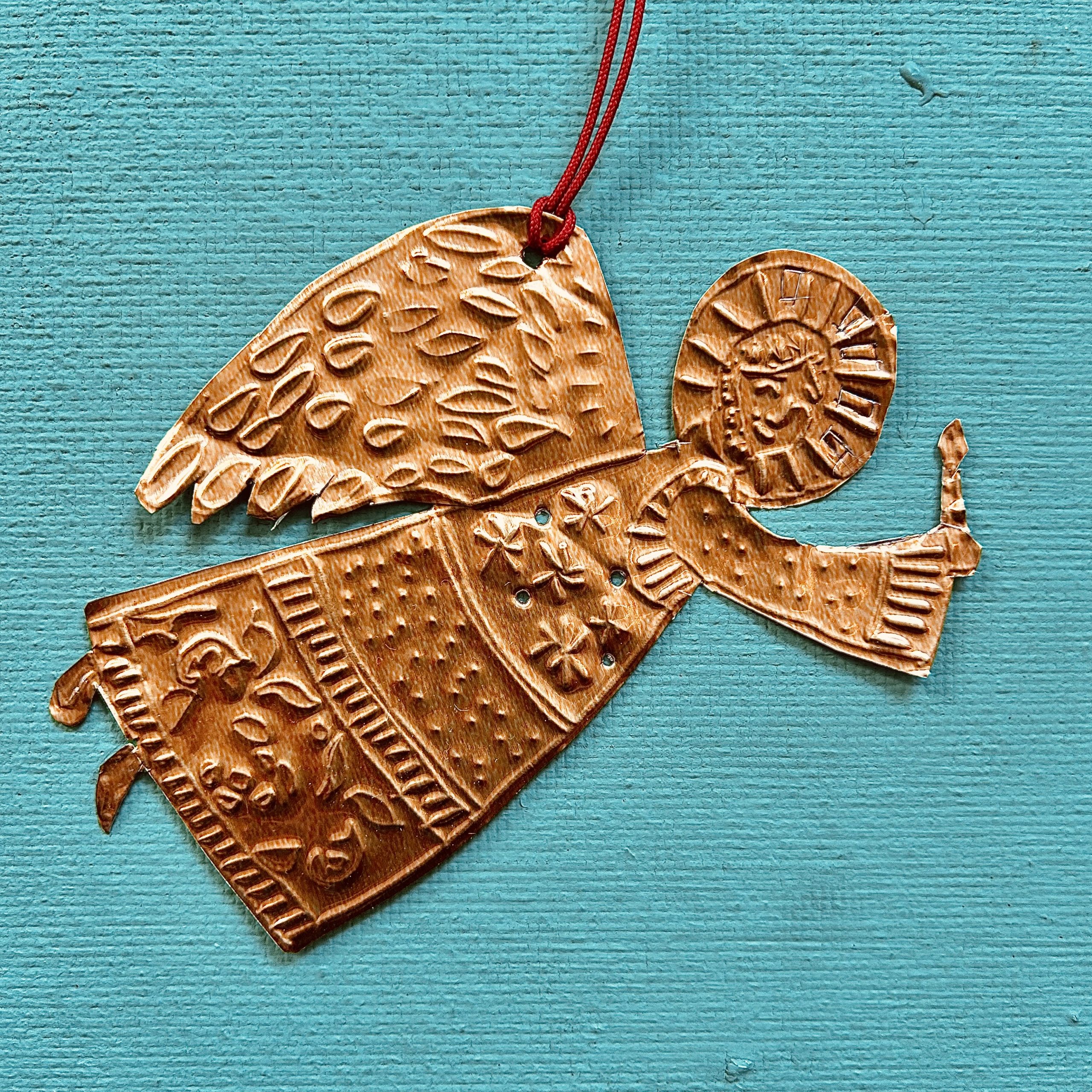 Embossing and Bubbles | 4 Dec 2025 - Image 2